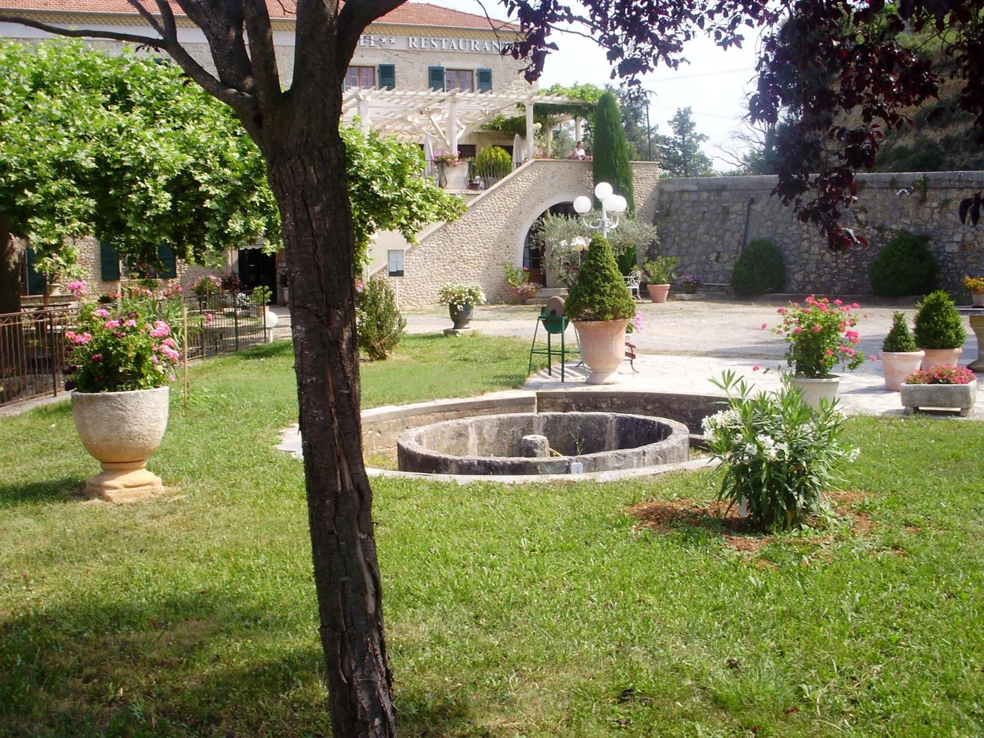 Hotel Du Moulin Allemagne en Provence Bagian luar foto